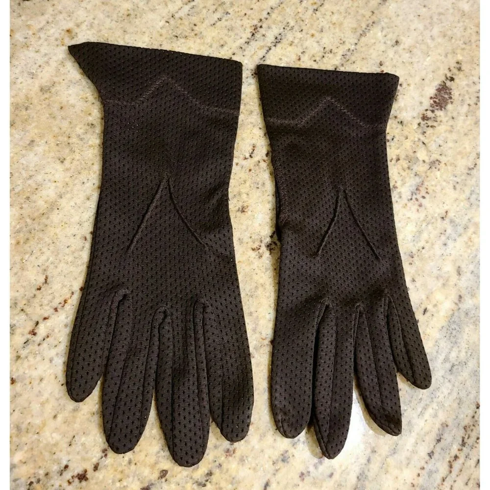 Vintage Kayser Nylon Pierced Driving Opera Formal Costume Brown Gloves. 7.5 USA